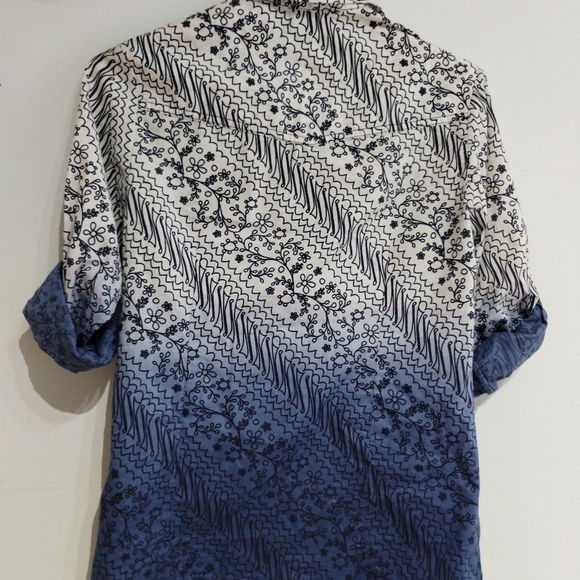 Woman blouse - Picture 5 of 5